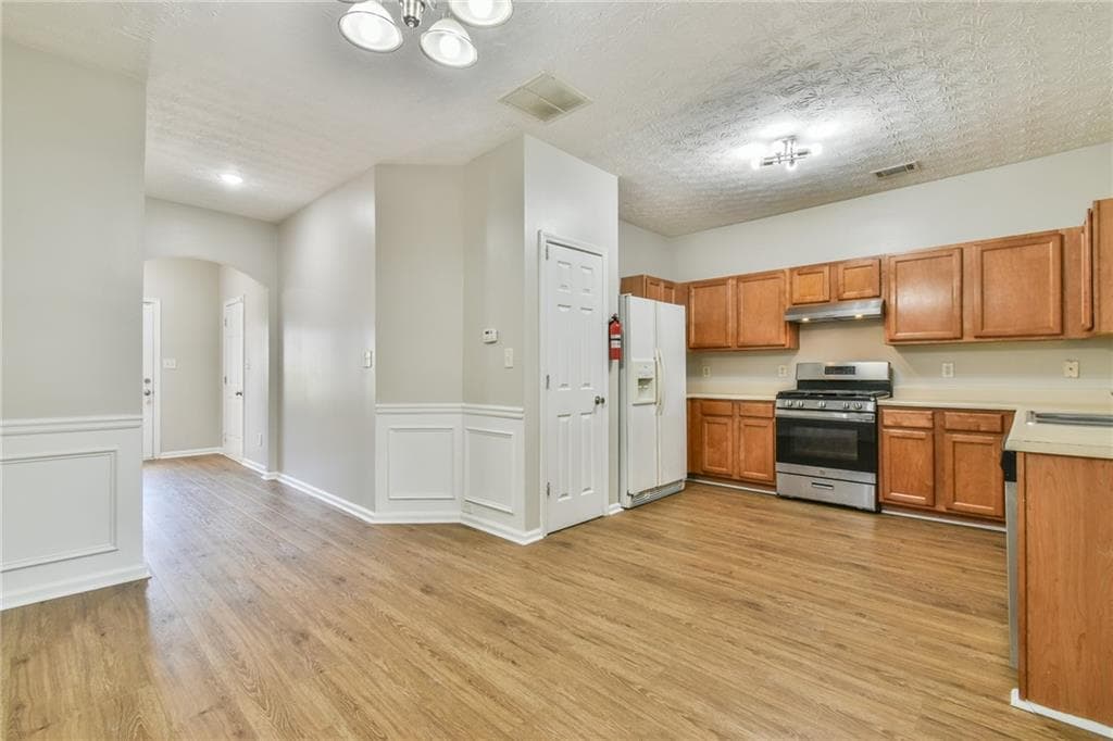3 bedroom, 3 bathroom, 1,712 sq ft townhouse for rent at 2529 Emma Way, Lawrenceville, GA 30044 for $1,950 a month — photo 8
