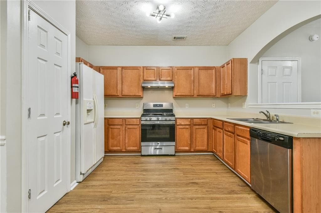 3 bedroom, 3 bathroom, 1,712 sq ft townhouse for rent at 2529 Emma Way, Lawrenceville, GA 30044 for $1,950 a month — photo 9
