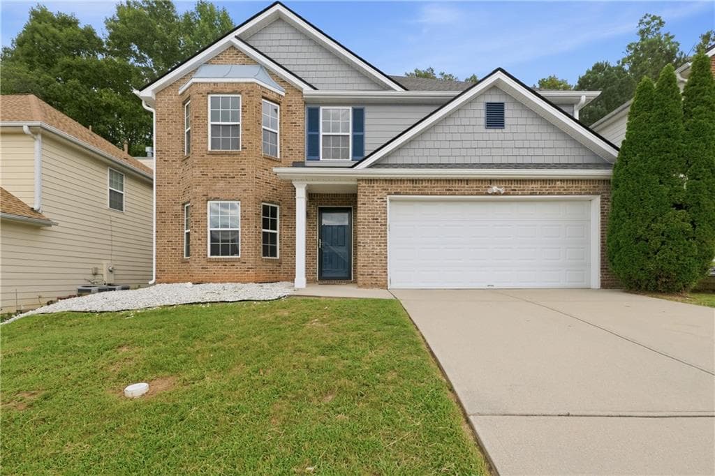 4 bedroom, 2 bathroom, 2,286 sq ft single family residence under contract at 2213 Pine View Trail, Ellenwood, GA 30294