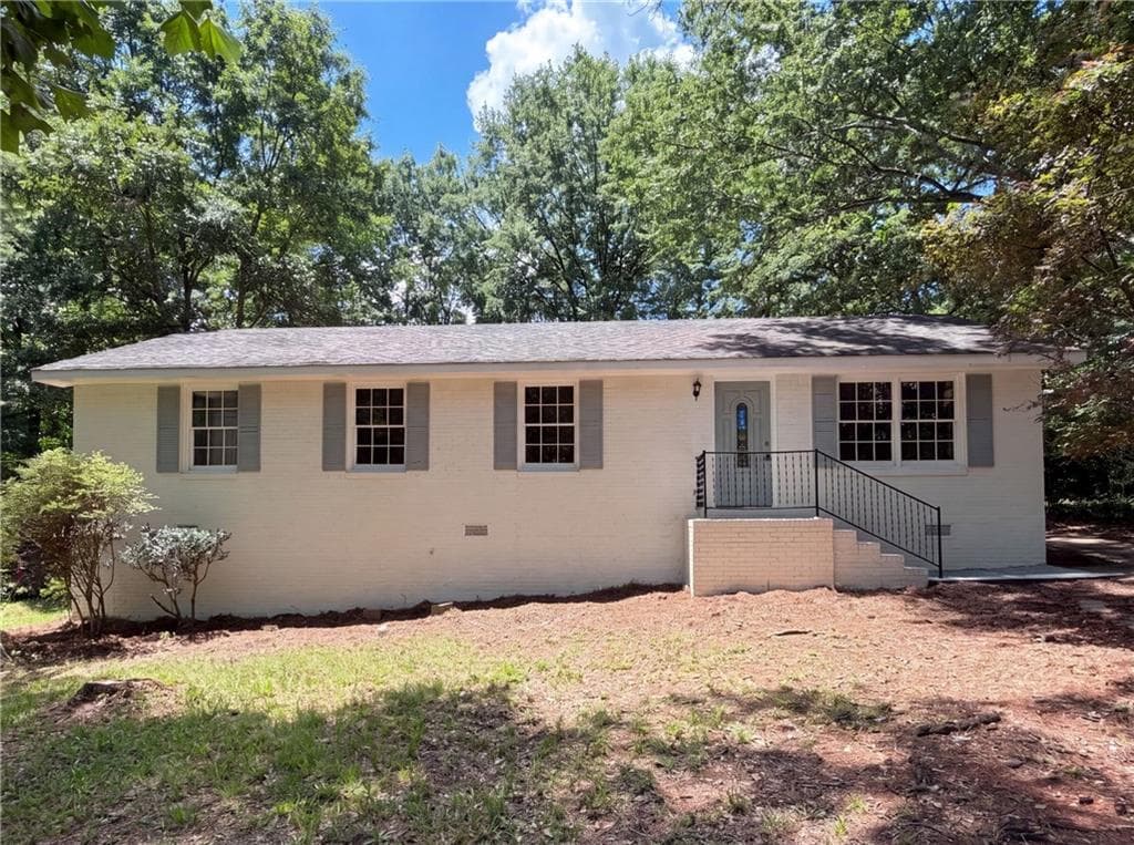 4 bedroom, 2 bathroom, 1,200 sq ft single family residence for sale at 537 Green Street, Monroe, GA 30655