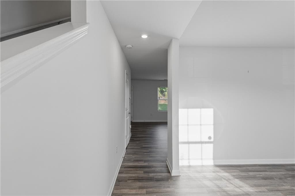 4 bedroom, 3 bathroom, 1,960 sq ft single family residence under contract at 1778 Cheryl Avenue, Griffin, GA 30224 — photo 7