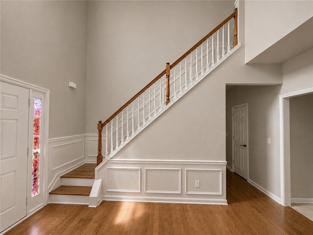 4 bedroom, 3 bathroom single family residence for rent at 6310 Barwick Lane, Johns Creek, GA 30097 for $3,250 a month — photo 4