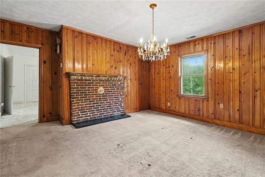 3 bedroom, 2 bathroom, 1,946 sq ft single family residence for sale at 2021 W Hightower Trail, Conyers, GA 30012 — photo 10