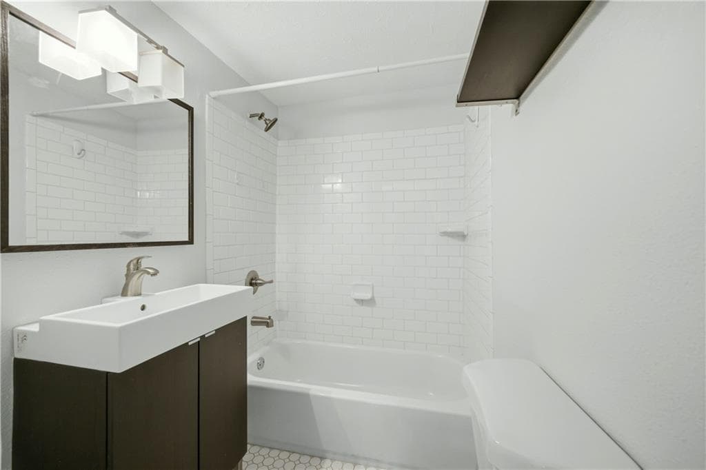 3 bedroom, 2 bathroom, 1,414 sq ft single family residence for sale at 899 Bouldercrest Drive, Atlanta, GA 30316 — photo 10