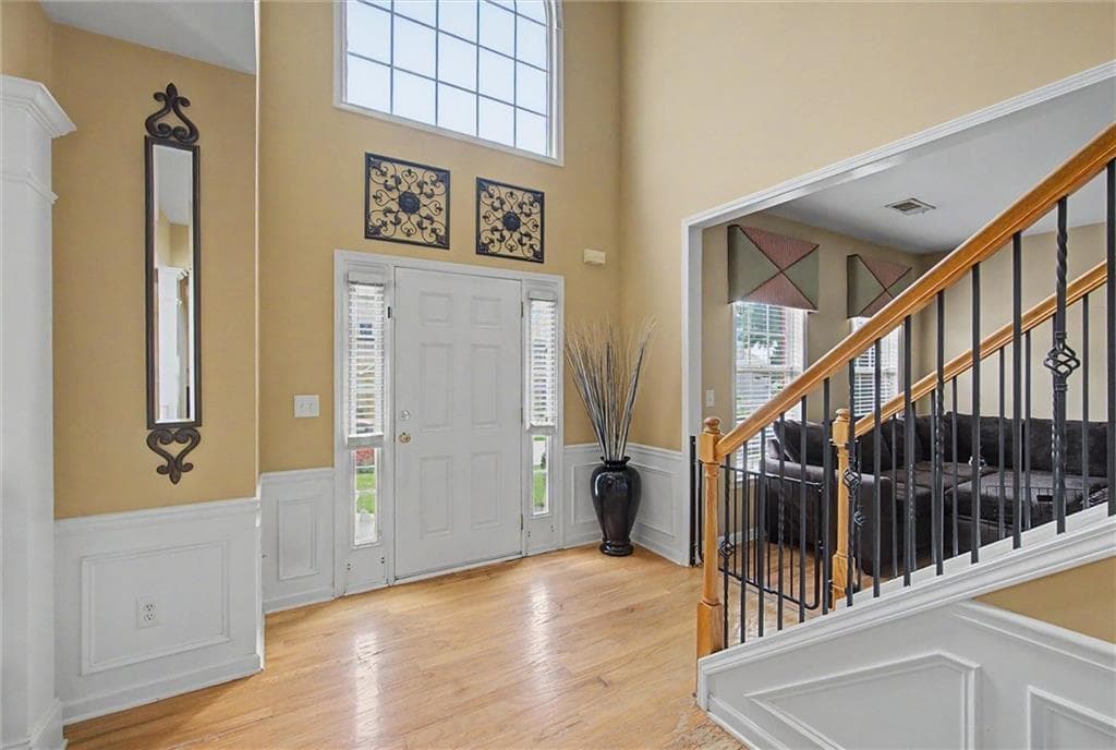 4 bedroom, 3 bathroom, 2,799 sq ft single family residence for sale at 119 Normandy Drive, Woodstock, GA 30188 — photo 2