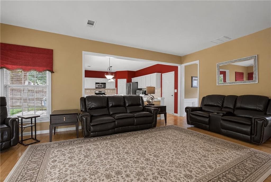 4 bedroom, 3 bathroom, 2,799 sq ft single family residence for sale at 119 Normandy Drive, Woodstock, GA 30188 — photo 6