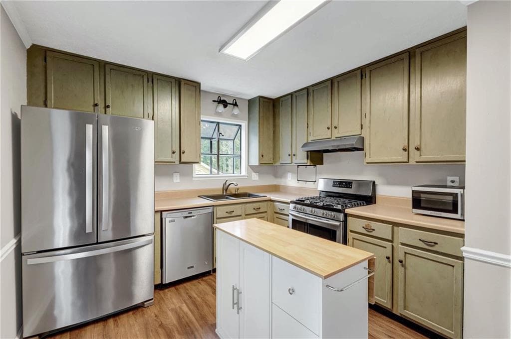 3 bedroom, 2 bathroom, 2,369 sq ft single family residence under contract at 1269 Westover Trace, Acworth, GA 30102 — photo 9