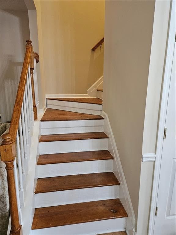 3 bedroom, 3 bathroom, 1,864 sq ft townhouse for sale at 1812 Dunrobin Drive 35, Smyrna, GA 30082 — photo 7