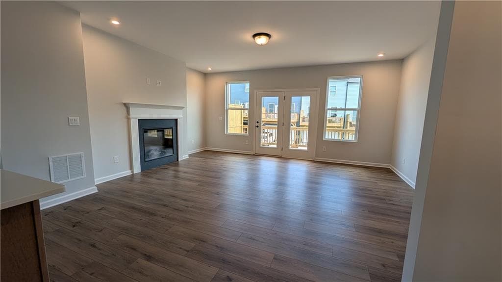 3 bedroom, 4 bathroom, 2,006 sq ft townhouse for rent at 3053 Beacon Bend Crossing, Lawrenceville, GA 30043 for $2,300 a month — photo 10