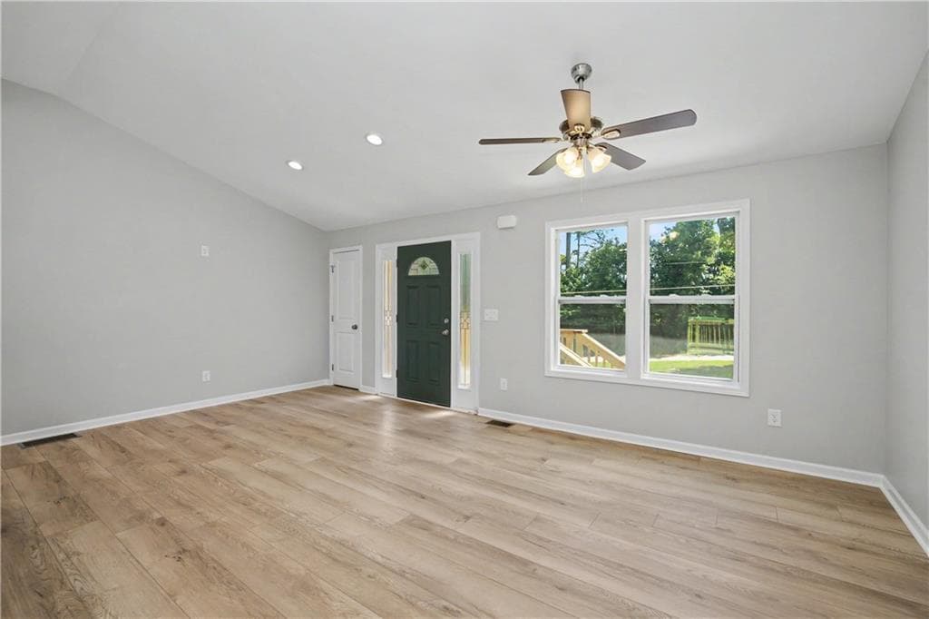 4 bedroom, 2 bathroom, 1,664 sq ft single family residence for sale at 126 Lucinda Lane, Fayetteville, GA 30214 — photo 5
