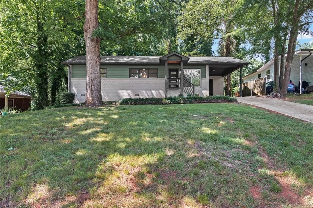 3 bedroom, 2 bathroom, 1,260 sq ft single family residence for sale at 3010 Pasadena Drive, Decatur, GA 30032 — photo 2