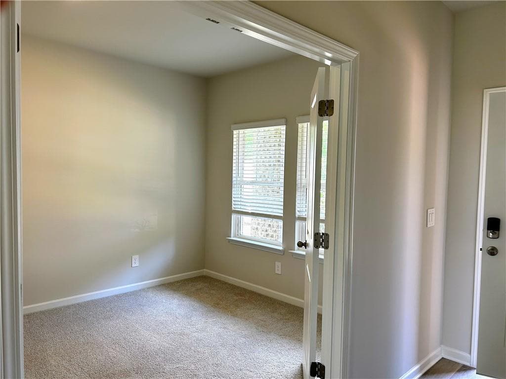 4 bedroom, 3 bathroom, 2,479 sq ft single family residence for rent at 7798 Richmond Trail, Fairburn, GA 30213 for $2,900 a month — photo 8