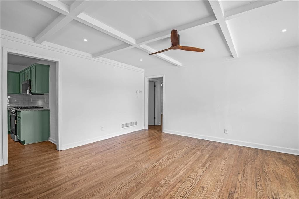 3 bedroom, 2 bathroom, 1,170 sq ft single family residence for sale at 3153 Bellgreen Way, Decatur, GA 30032 — photo 4