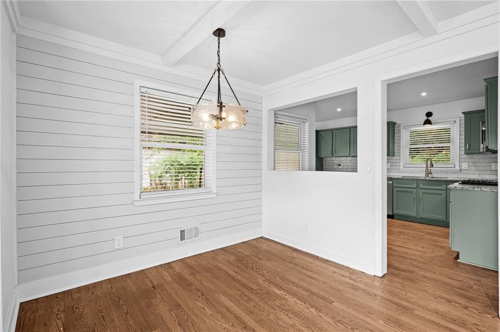 3 bedroom, 2 bathroom, 1,170 sq ft single family residence for sale at 3153 Bellgreen Way, Decatur, GA 30032 — photo 9