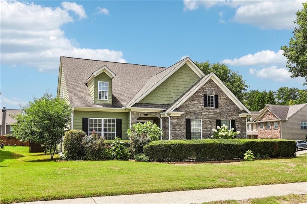 4 bedroom, 3 bathroom, 2,526 sq ft single family residence for sale at 3494 Bryana Ridge Court, Suwanee, GA 30024 — photo 2