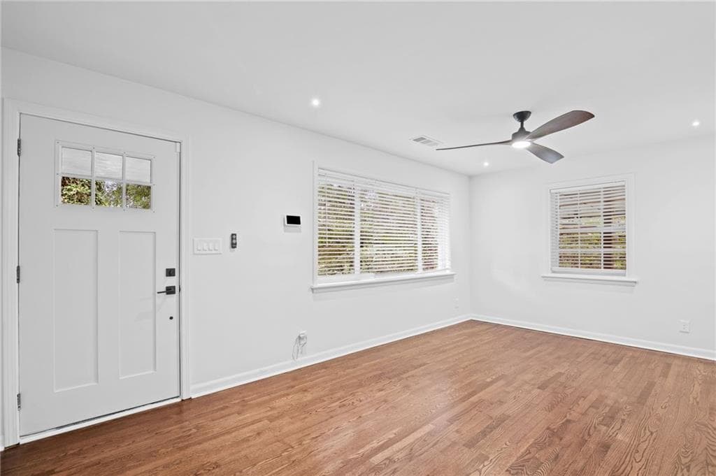 3 bedroom, 2 bathroom, 1,299 sq ft single family residence for sale at 2918 Santa Monica Drive, Decatur, GA 30032 — photo 6