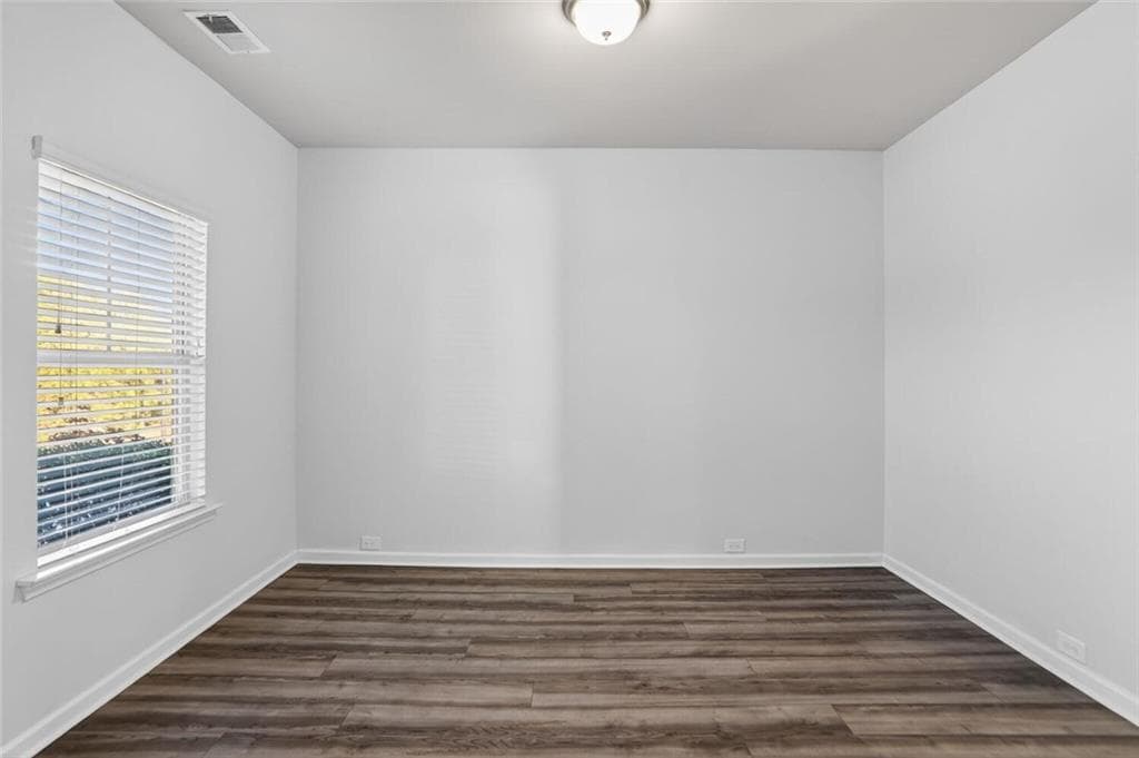 4 bedroom, 3 bathroom, 2,600 sq ft single family residence for sale at 118 Celebration Song, Canton, GA 30114 — photo 4