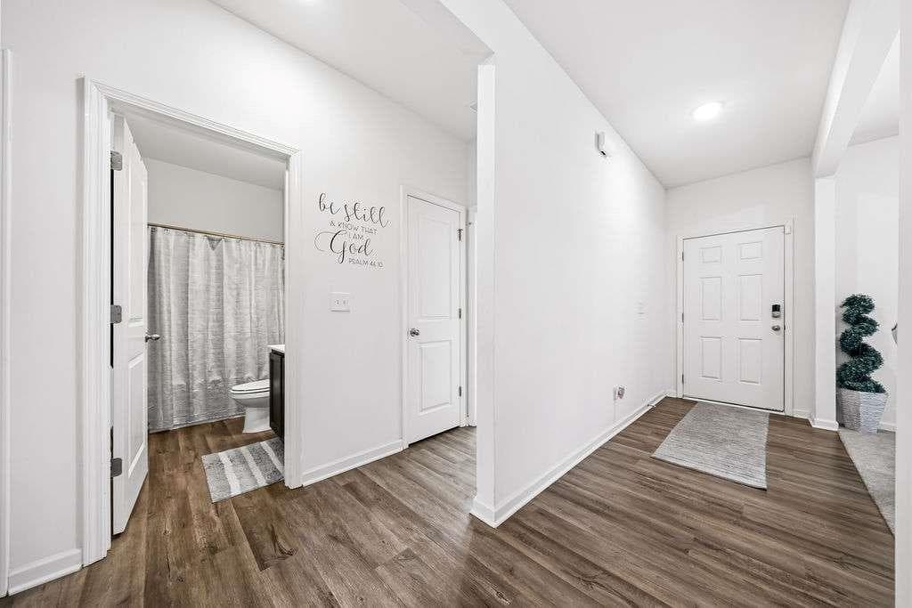 3 bedroom, 2 bathroom, 1,813 sq ft single family residence for sale at 142 Meriwether Lane, Villa Rica, GA 30180 — photo 5