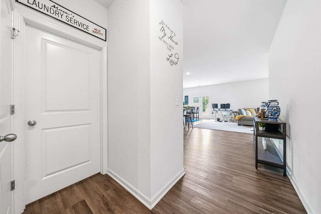3 bedroom, 2 bathroom, 1,813 sq ft single family residence for sale at 142 Meriwether Lane, Villa Rica, GA 30180 — photo 6