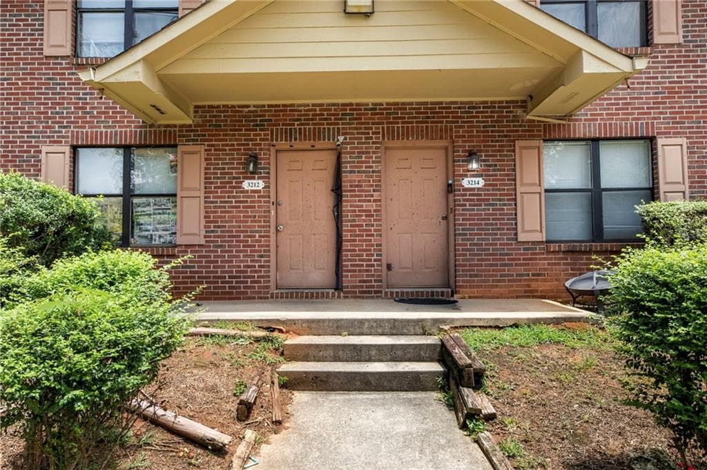 quadruplex for sale at 3212 Highpoint Court, Snellville, GA 30078 — photo 3