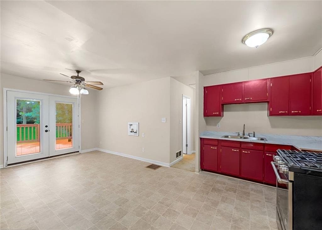 3 bedroom, 2 bathroom, 1,310 sq ft single family residence for sale at 565 Wavelyn Way, Riverdale, GA 30274 — photo 7