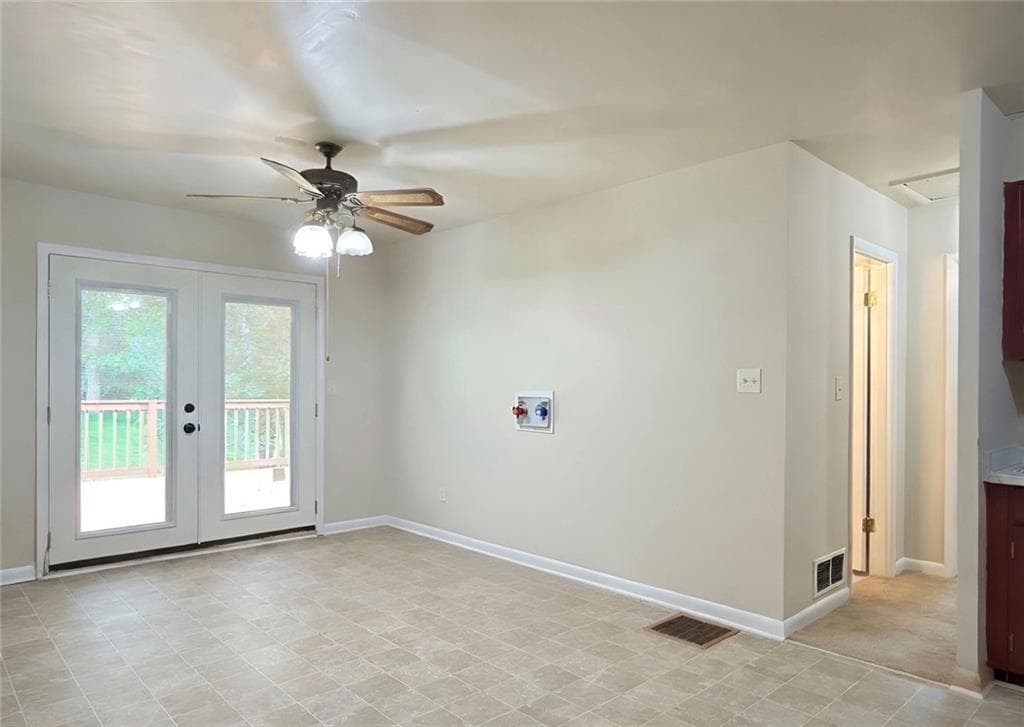 3 bedroom, 2 bathroom, 1,310 sq ft single family residence for sale at 565 Wavelyn Way, Riverdale, GA 30274 — photo 8