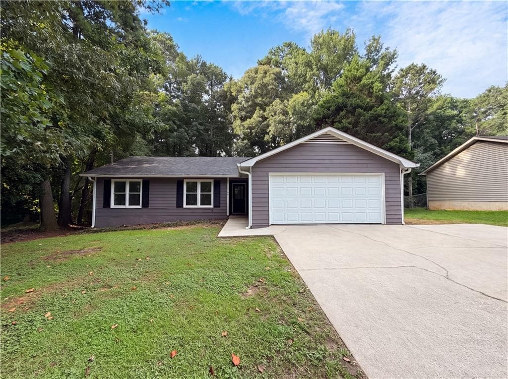 3 bedroom, 2 bathroom, 1,225 sq ft single family residence under contract at 1627 Hearthstone Way, Jonesboro, GA 30236