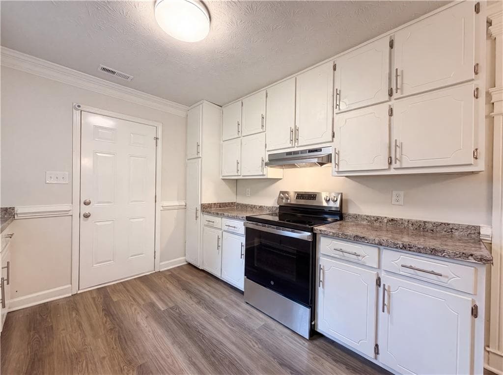 3 bedroom, 2 bathroom, 1,225 sq ft single family residence under contract at 1627 Hearthstone Way, Jonesboro, GA 30236 — photo 10