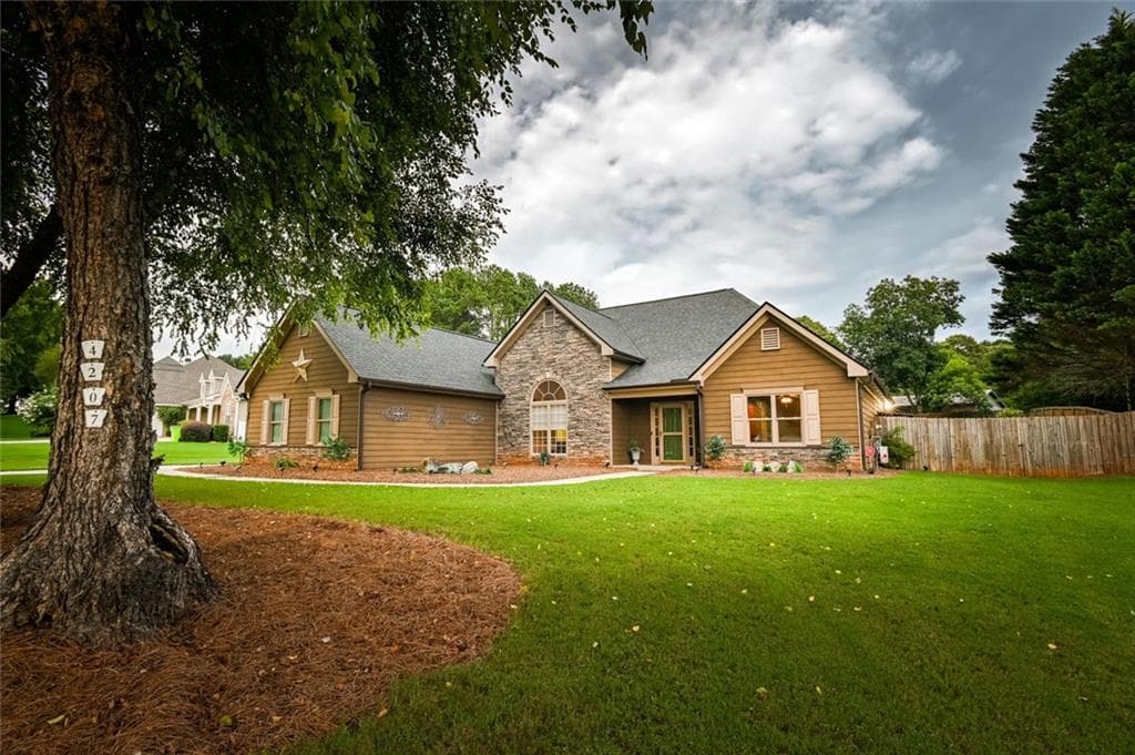 3 bedroom, 2 bathroom, 2,387 sq ft single family residence for sale at 4207 Old Wood Drive, Conyers, GA 30094 — photo 3