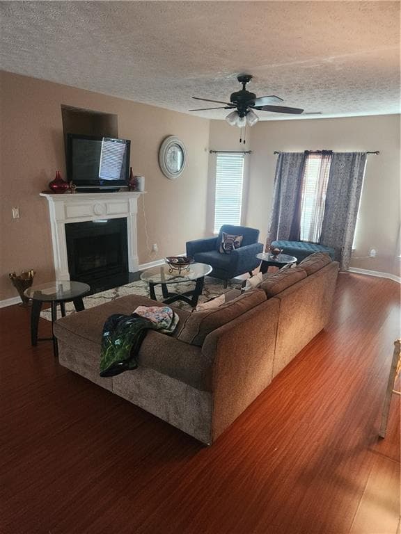 3 bedroom, 3 bathroom, 1,464 sq ft condominium for sale at 2853 Walden Lake Bend, Decatur, GA 30035 — photo 3