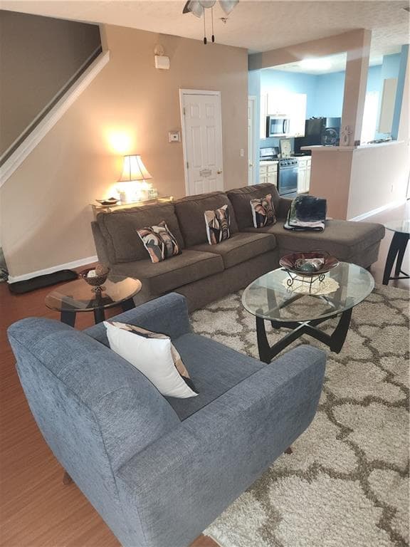 3 bedroom, 3 bathroom, 1,464 sq ft condominium for sale at 2853 Walden Lake Bend, Decatur, GA 30035 — photo 6