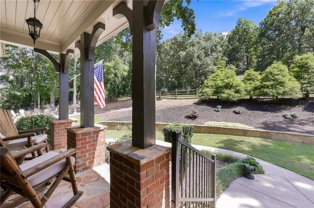 4 bedroom, 5 bathroom, 3,981 sq ft single family residence for sale at 5686 Old Wilkie Road, Gainesville, GA 30506 — photo 9