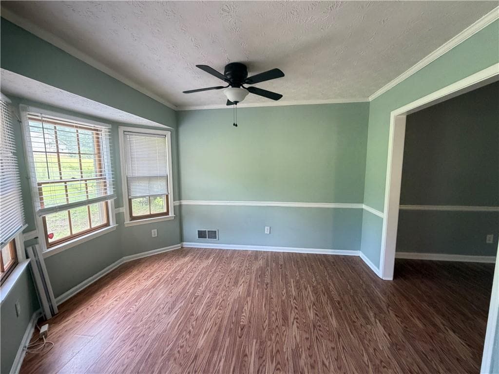 4 bedroom, 3 bathroom, 1,752 sq ft single family residence for sale at 570 Pine Ridge Trail, Conyers, GA 30094 — photo 7