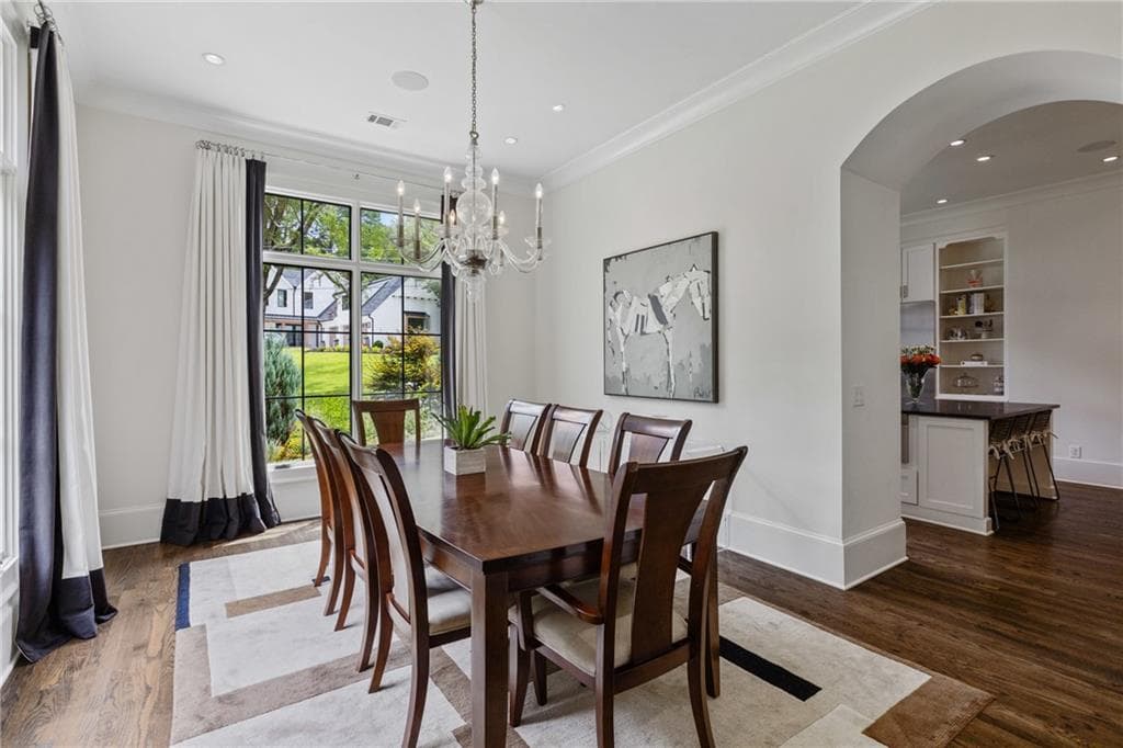 5 bedroom, 7 bathroom, 5,353 sq ft single family residence for rent at 779 Greenview Avenue, Atlanta, GA 30305 for $12,500 a month — photo 4