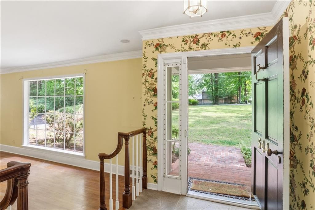 4 bedroom, 3 bathroom, 2,674 sq ft single family residence for sale at 544 Bouldercrest Drive, Marietta, GA 30064 — photo 3