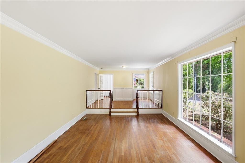 4 bedroom, 3 bathroom, 2,674 sq ft single family residence for sale at 544 Bouldercrest Drive, Marietta, GA 30064 — photo 4