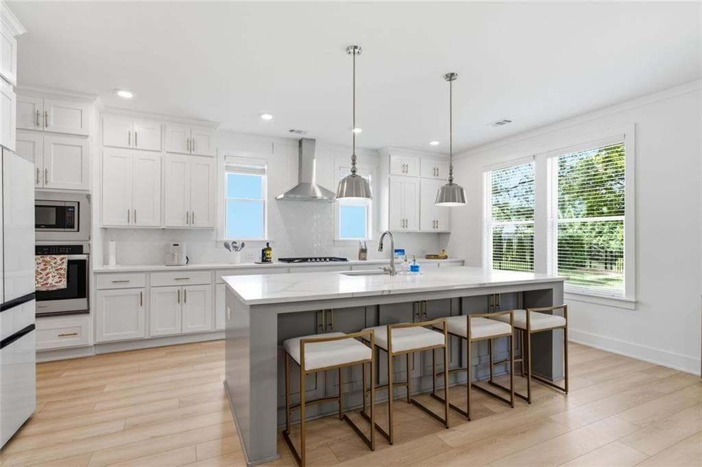 5 bedroom, 4 bathroom, 3,206 sq ft single family residence for sale at 5045 Reserve Drive, Cumming, GA 30040 — photo 6
