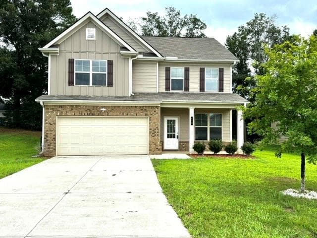 4 bedroom, 3 bathroom, 2,236 sq ft single family residence for sale at 412 Mcginnis Circle, Calhoun, GA 30701 — photo 1 of 31
