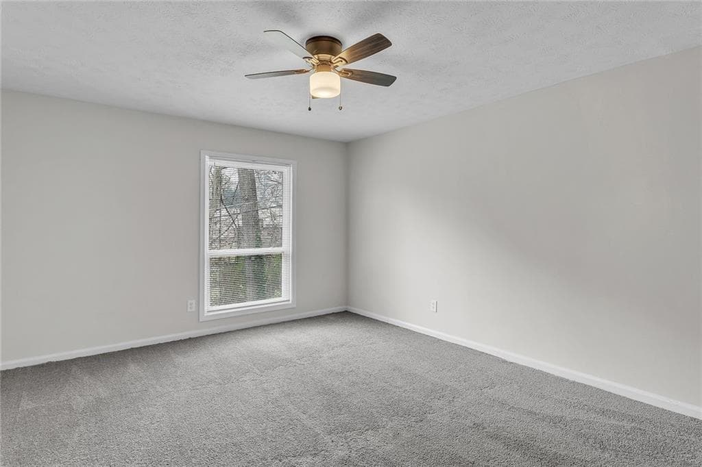 2 bedroom, 2 bathroom, 1,254 sq ft condominium for sale at 3275 Abbeywood Drive, Decatur, GA 30034 — photo 3