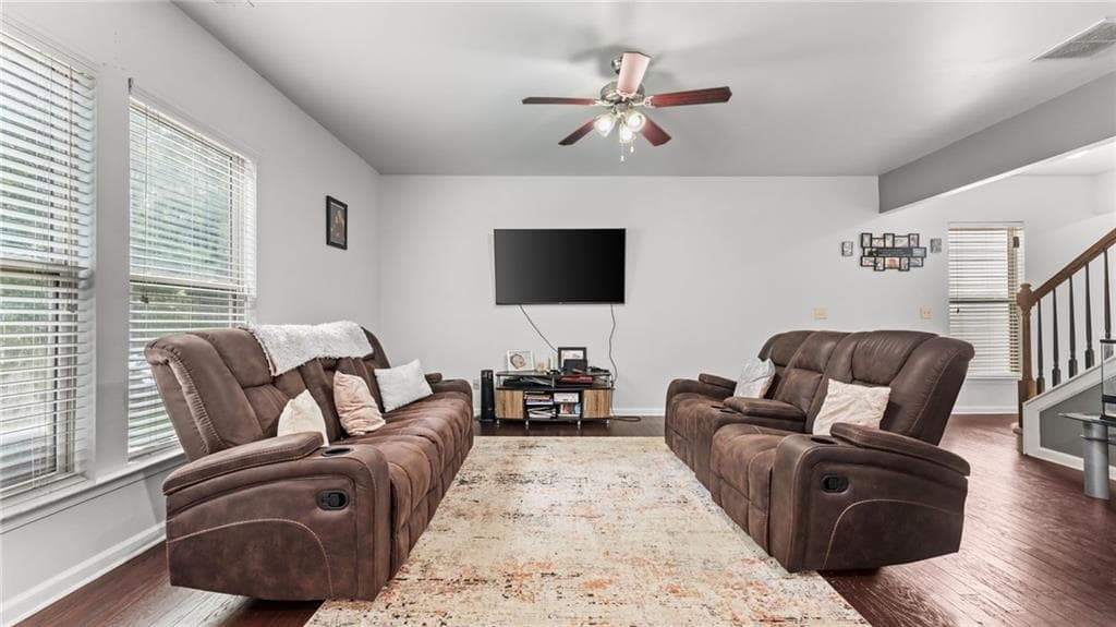 3 bedroom, 3 bathroom, 1,848 sq ft single family residence for sale at 523 Hardy Ives Lane, Lawrenceville, GA 30045 — photo 3