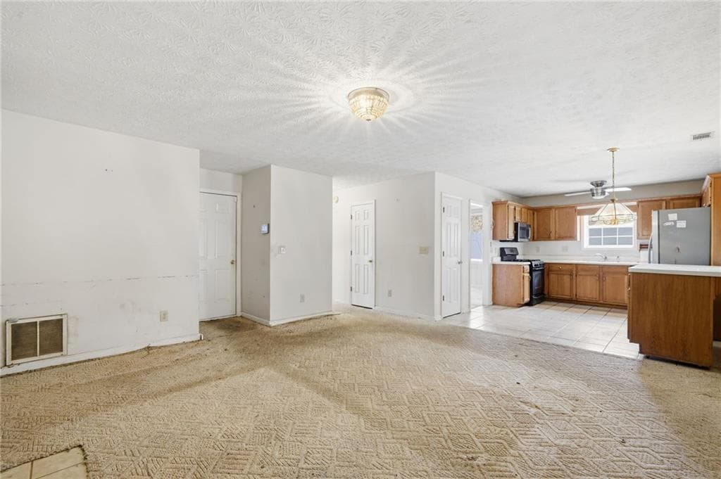 3 bedroom, 3 bathroom, 2,016 sq ft single family residence for sale at 1787 Wedgewood Drive, Stone Mountain, GA 30088 — photo 3