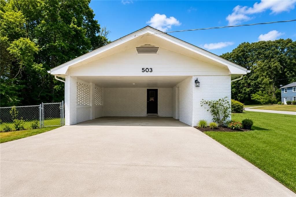 3 bedroom, 2 bathroom, 1,426 sq ft single family residence for sale at 503 Roy Huie Road, Riverdale, GA 30274 — photo 2