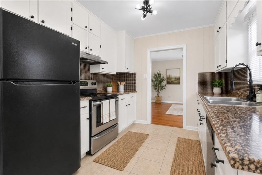 3 bedroom, 2 bathroom, 1,426 sq ft single family residence for sale at 503 Roy Huie Road, Riverdale, GA 30274 — photo 5