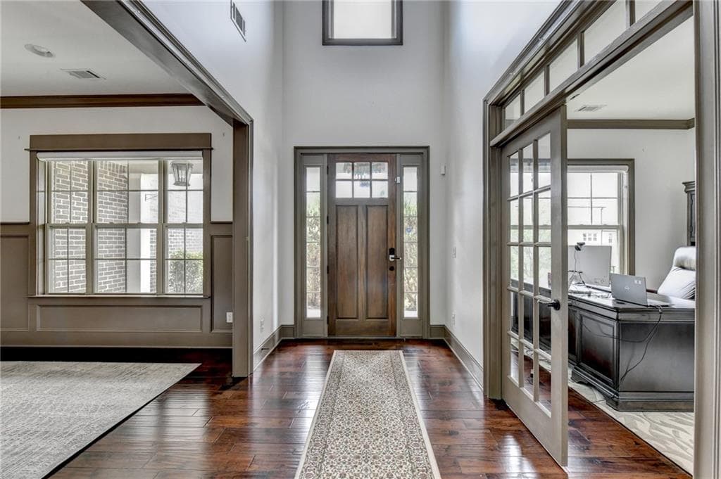 5 bedroom, 4 bathroom, 4,174 sq ft single family residence under contract at 2205 Autumn Ridge Lane, Cumming, GA 30041 — photo 3