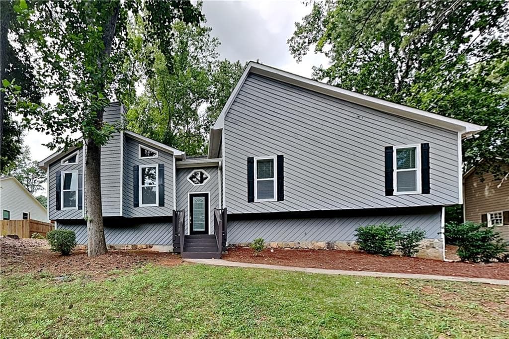 4 bedroom, 3 bathroom, 2,640 sq ft single family residence for rent at 2242 Josephine Court, Marietta, GA 30062 for $2,825 a month — photo 1 of 24