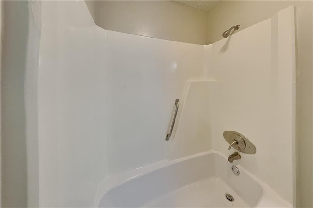 4 bedroom, 3 bathroom, 2,640 sq ft single family residence for rent at 2242 Josephine Court, Marietta, GA 30062 for $2,825 a month — photo 10