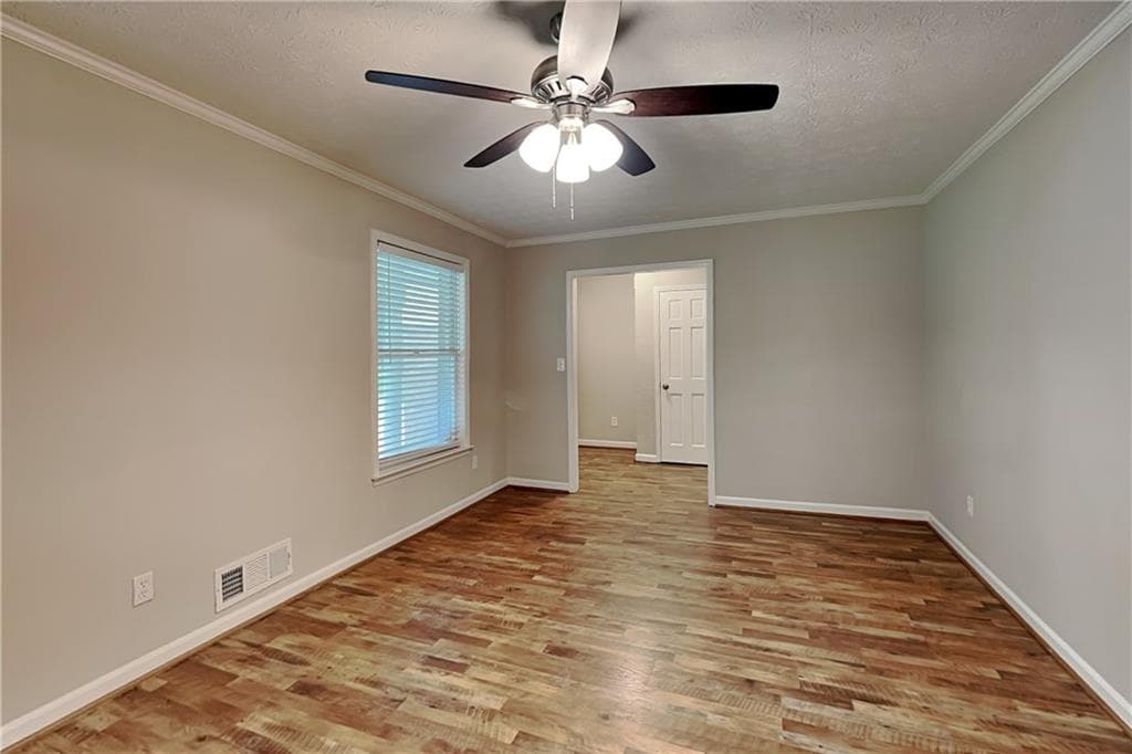 3 bedroom, 2 bathroom, 1,558 sq ft single family residence for rent at 400 Ansley Drive, Roswell, GA 30076 for $2,490 a month — photo 5