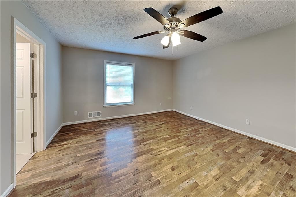 3 bedroom, 2 bathroom, 1,558 sq ft single family residence for rent at 400 Ansley Drive, Roswell, GA 30076 for $2,490 a month — photo 10