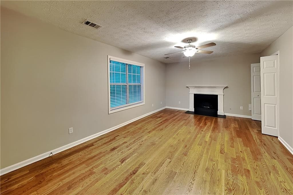 4 bedroom, 3 bathroom, 2,030 sq ft single family residence for rent at 5027 Wesleyan Drive, Woodstock, GA 30189 for $2,275 a month — photo 2