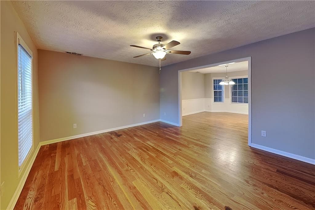 4 bedroom, 3 bathroom, 2,030 sq ft single family residence for rent at 5027 Wesleyan Drive, Woodstock, GA 30189 for $2,275 a month — photo 4